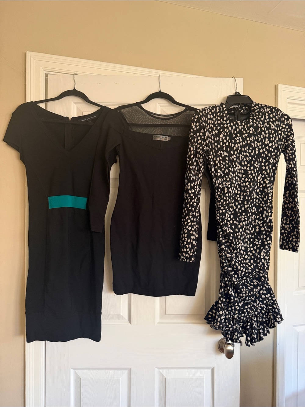 Black Cocktail Dress with Teal Accent - Women, good condition, S